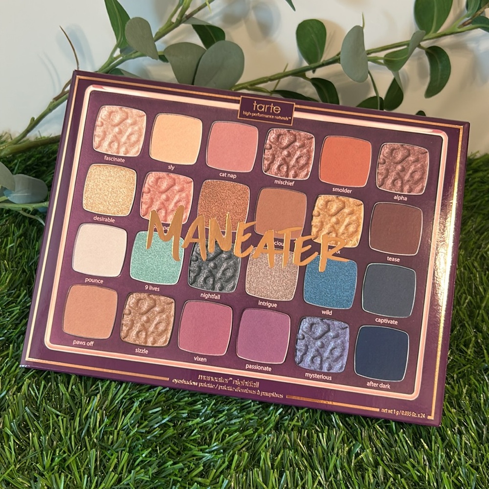 NIB Tarte Maneater Nightfall Eyeshadow Palette - Picture 4 of 14